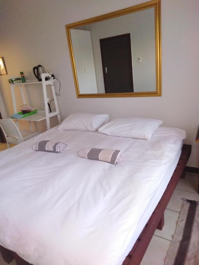 Xenia Bed & Breakfast 温特和克 外观 照片